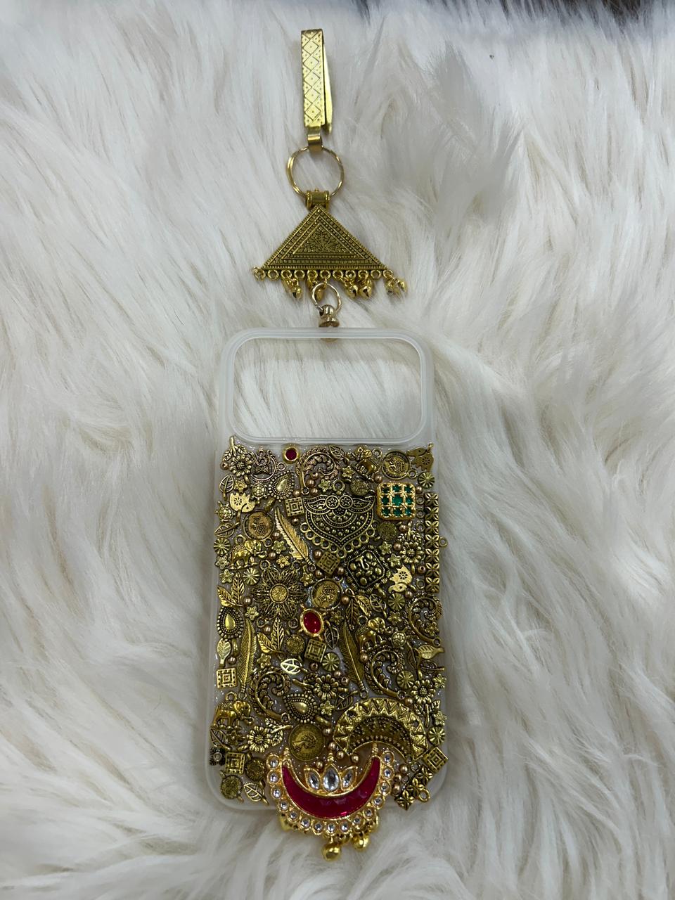 Chic Handcrafted Phone Cover Trendy and Personalized